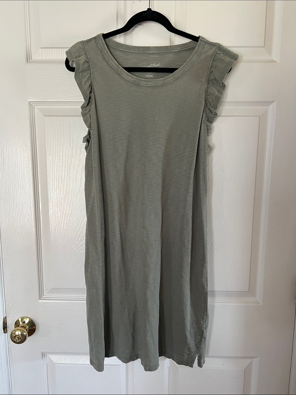 Universal Thread Sage Green Midi Dress with Ruffle Sleeves